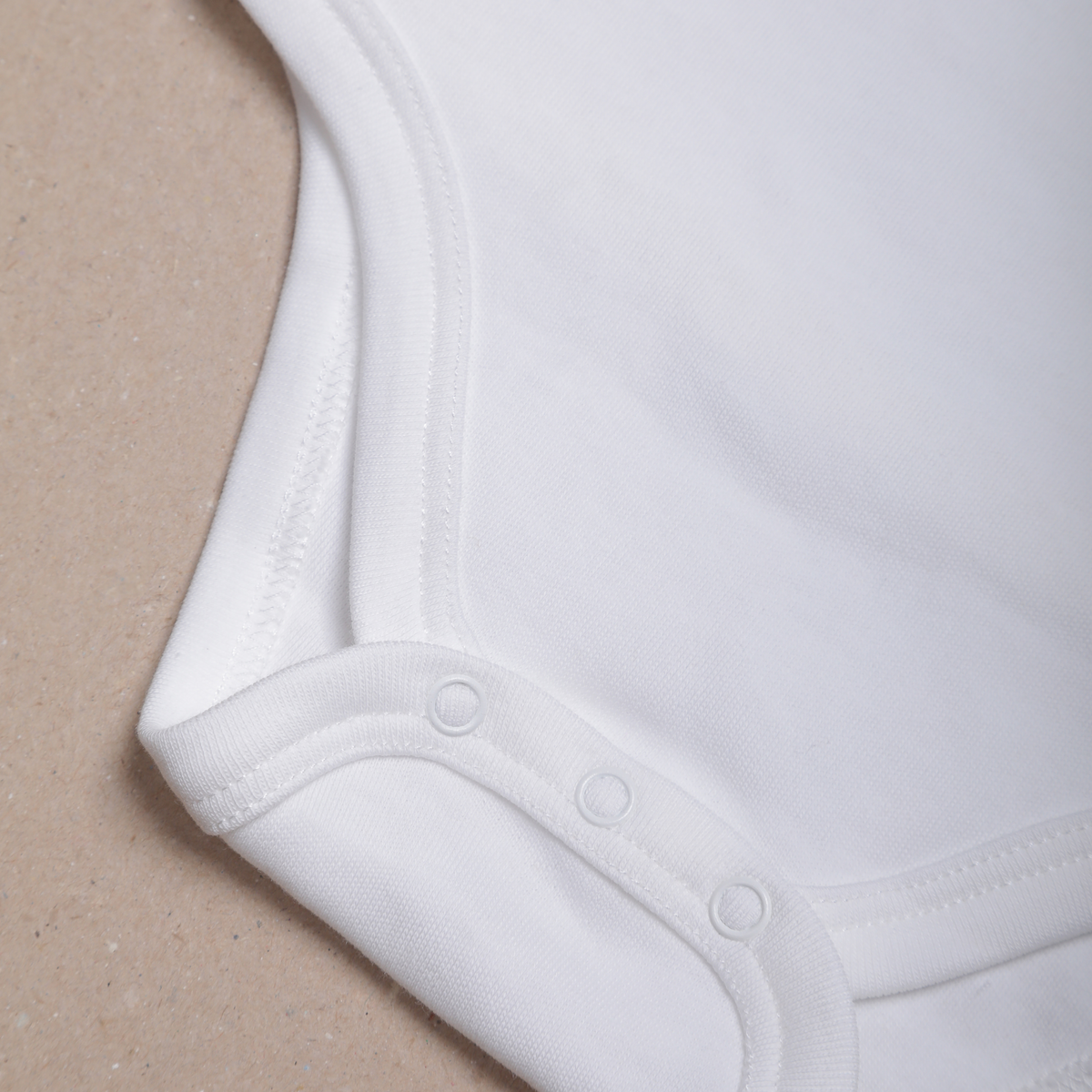 Langærmet babybodystocking
