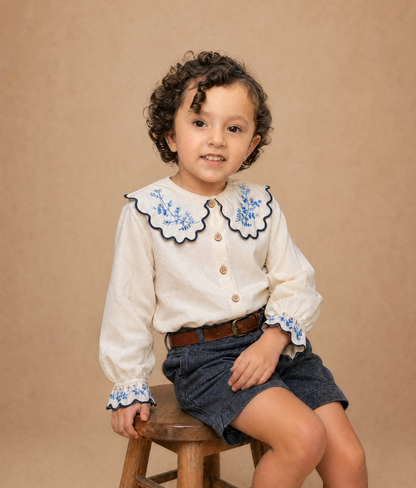 Embroidered Bluse
